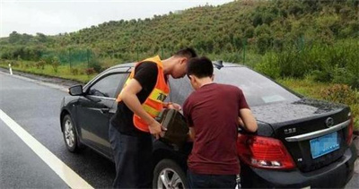 宁夏永福道路救援